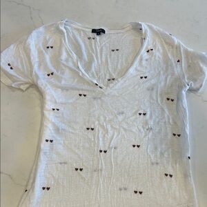 Rails White V-Neck Tee with Burgundy Heart Print